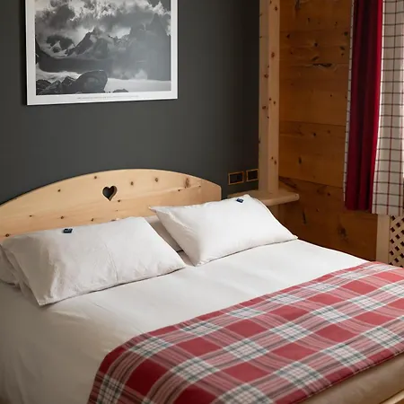 Hotel Meuble Garni Della Contea 3*