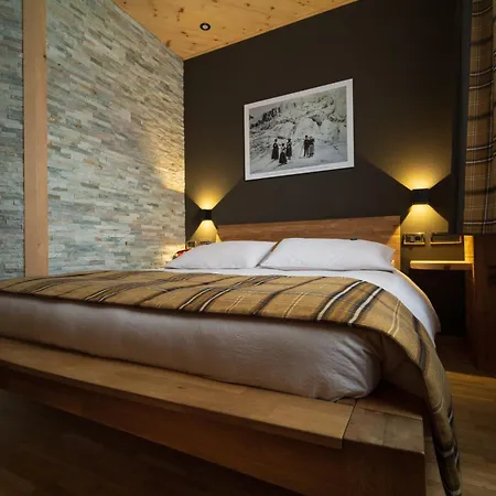 Meuble Garni Della Contea 3* ボルミオ