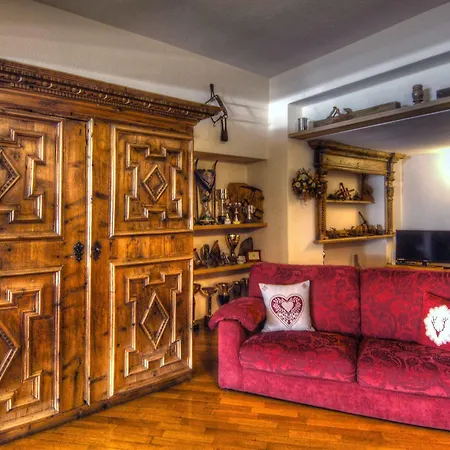 Hotel Meuble Garni Della Contea