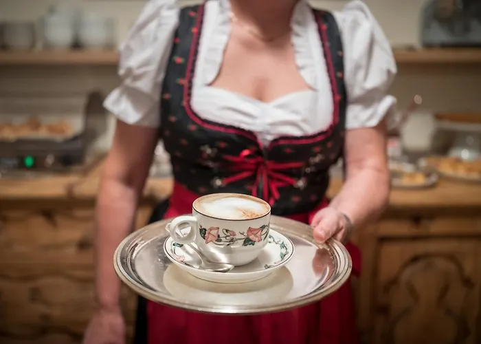 فندق Meuble Garni Della Contea 3*