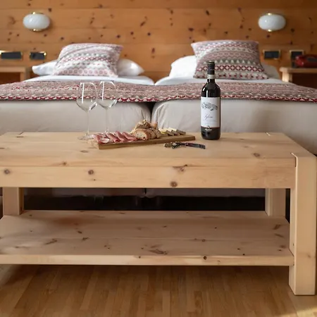 Meuble Garni Della Contea 3*