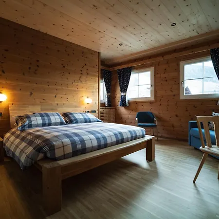 Meuble Garni Della Contea 博尔米奥