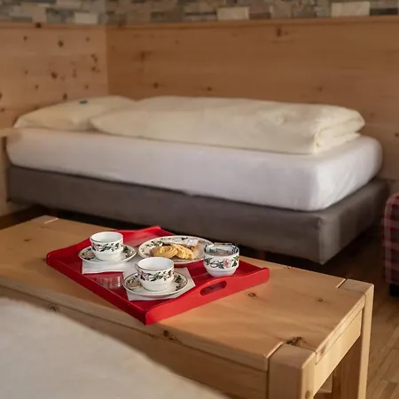 Otel Meuble Garni Della Contea Bormio