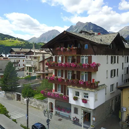 Meuble Garni Della Contea Hotel Bormio