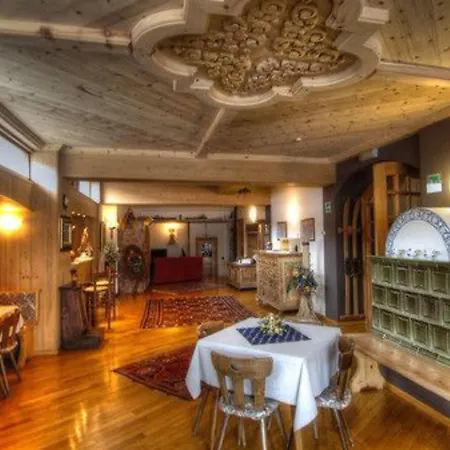 Otel Meuble Garni Della Contea