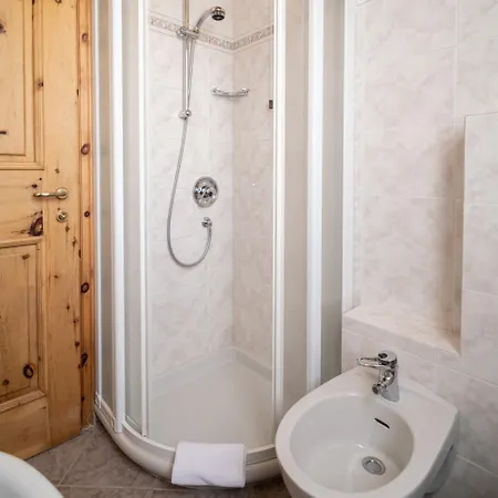 酒店 Meuble Garni Della Contea 博尔米奥