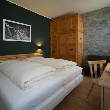 Meuble Garni Della Contea Hotel Bormio