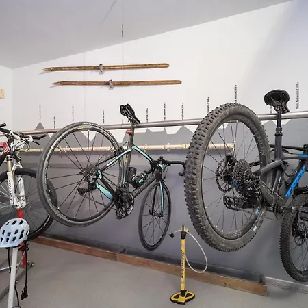 Meuble Garni Della Contea 酒店 3*