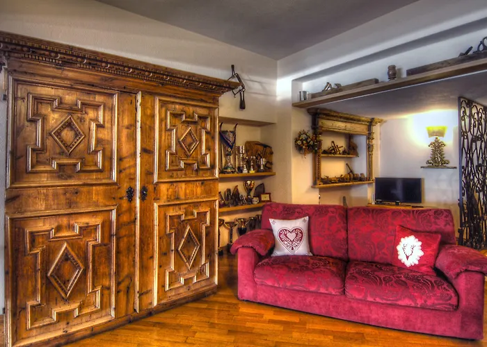 Hotel Meuble Garni Della Contea 3*