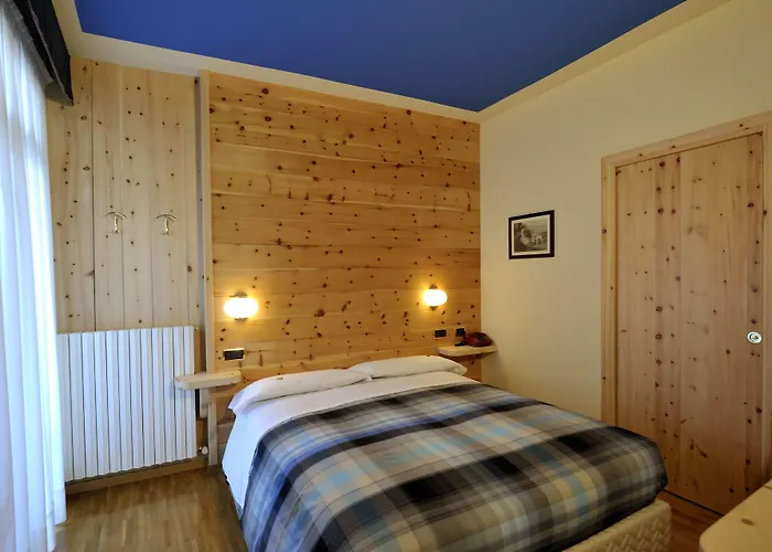 Meuble Garni Della Contea Hotel