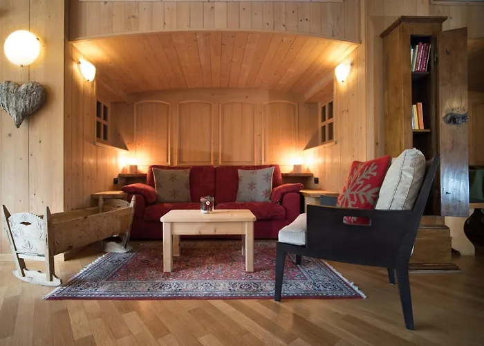 Hotel Meuble Garni Della Contea 3*