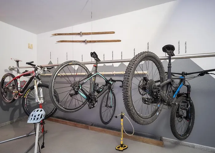 Meuble Garni Della Contea Hotel 3*