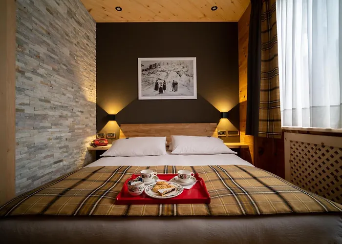 Meuble Garni Della Contea Hotel 3*