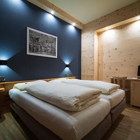 Meuble Garni Della Contea 3* 보르미오