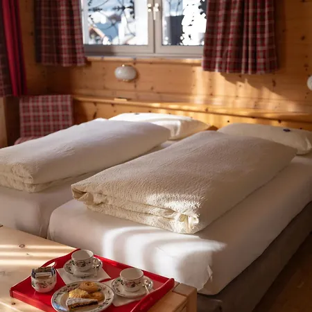 Meuble Garni Della Contea Hotel